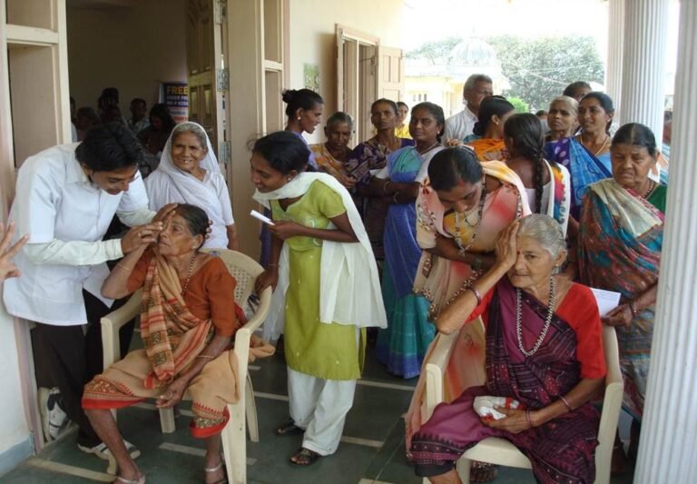 Residents getting eye check-ups at Nehru Garden free camp in Jhunjhunu