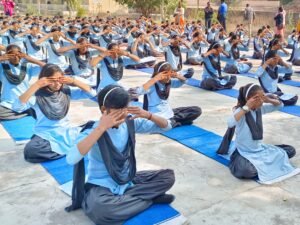 झुंझुनूं के स्कूल में योग और बाल सभा अब अनिवार्य